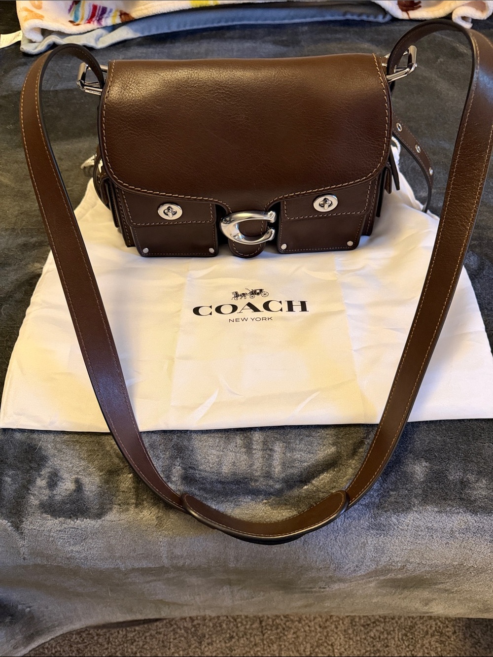 Coach Dark Brown Leather Cargo Tabby Bag With Silver Hardwear - Picture 2 of 15